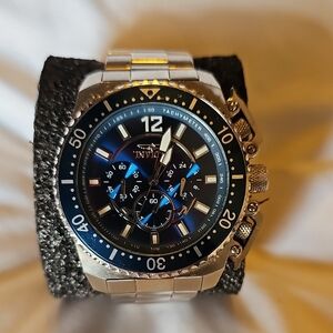 Invicta Model 21953 Silver and Blue Dive Watch